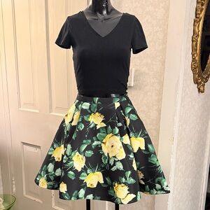 Sherri Hill Black Full Mini Circle Skirt Yellow & Green Flowers Prom Party Sz 2